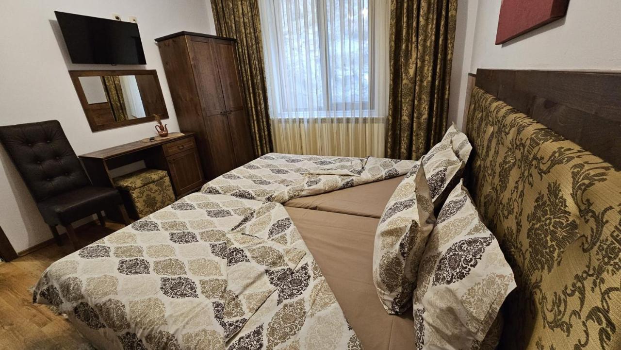 Villa Hills - Къща За Гости С Храна Orlino Extérieur photo