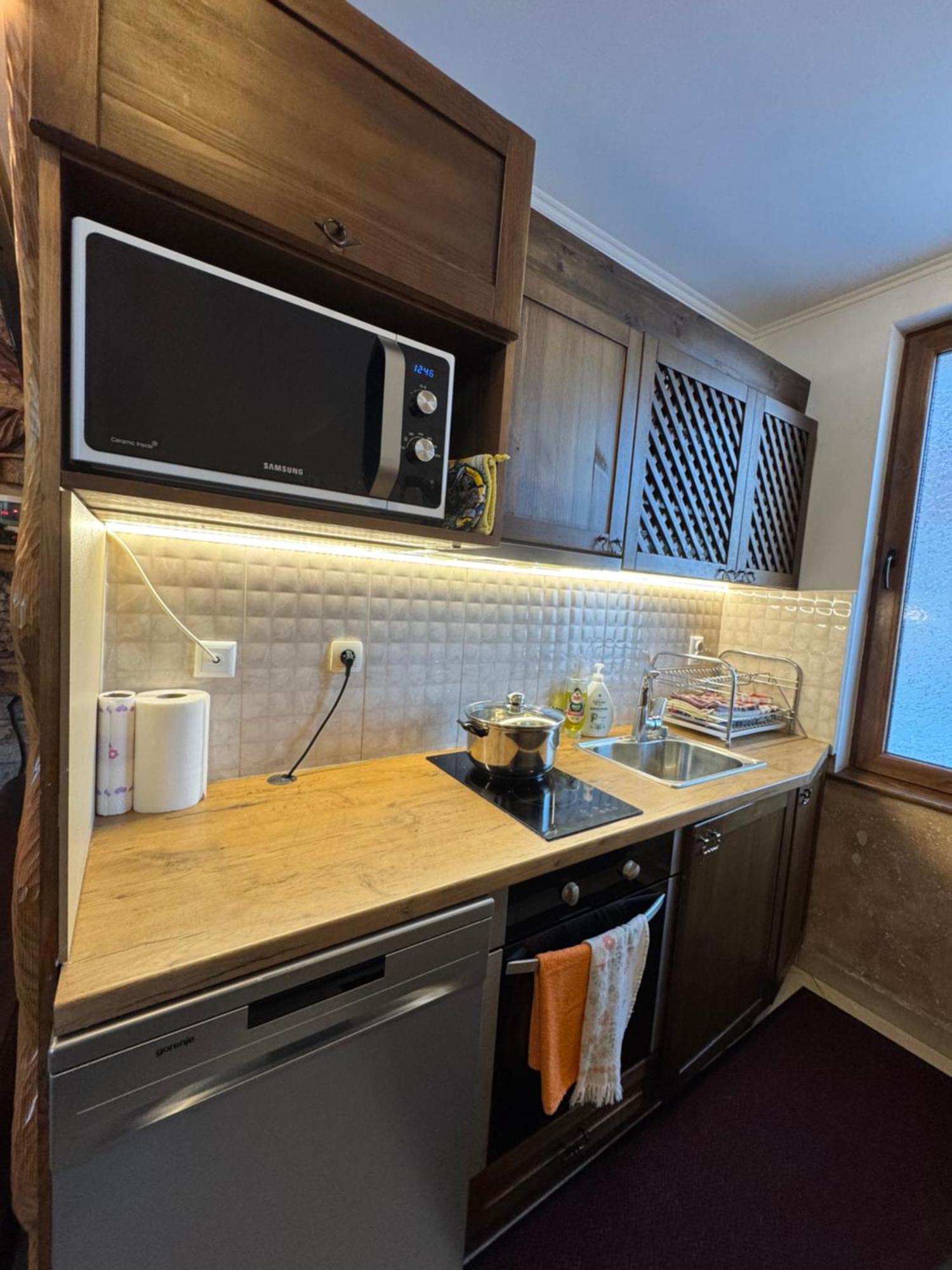 Villa Hills - Къща За Гости С Храна Orlino Extérieur photo